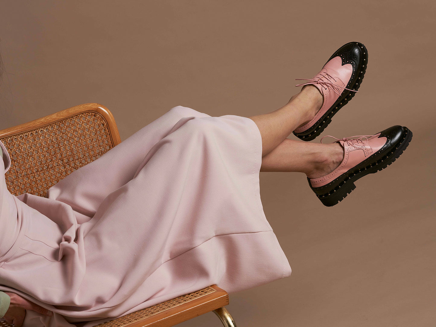 FLAVIA - Pink and Black Long Wing Derby Shoe